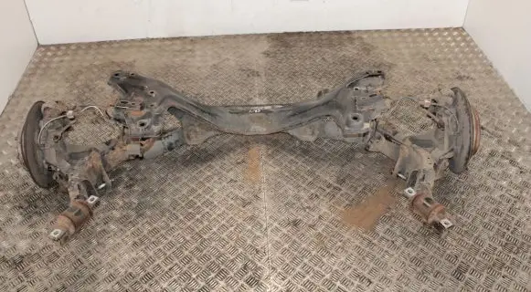 Honda CR-V Rear axle beam 