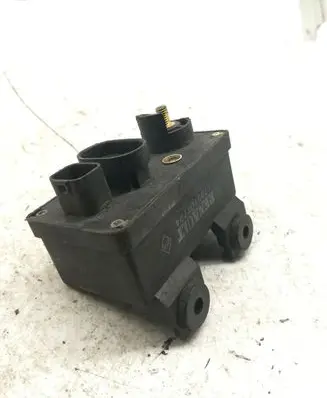 Volvo S40, V40 Glow plug pre-heat relay 7700107794