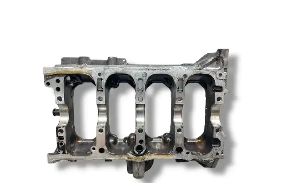 Mazda 6 Crankshaft Holder SH0110382 shy1 sh01