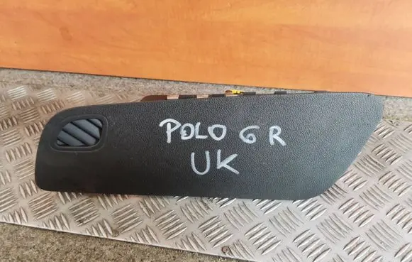 Volkswagen Polo V 6R Passenger airbag 6RS880204