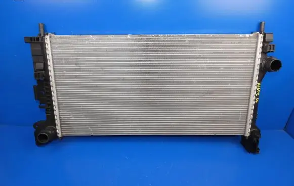 Volvo XC60 Coolant radiator 31368231 ECC7A