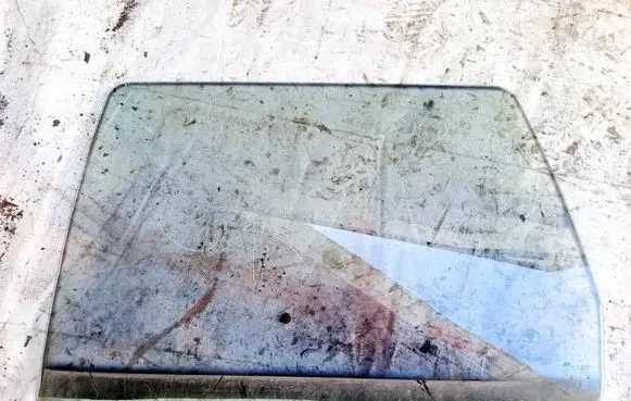 Volkswagen Sharan Rear door window glass AS2