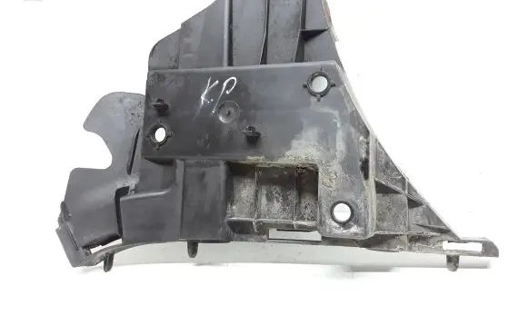 Volvo V70 Front bumper mounting bracket 31265344