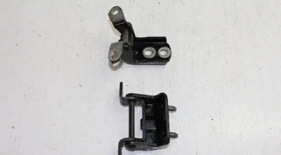 Nissan X-Trail T31 Rear door hinge set 
