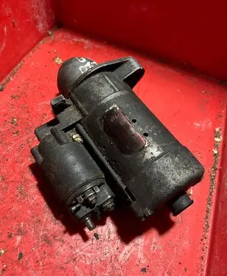 Mercedes-Benz E W211 Starter motor 0051512901
