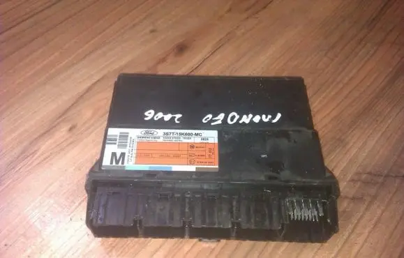 Ford Mondeo Mk III Comfort/convenience module 3S7T15K600MC