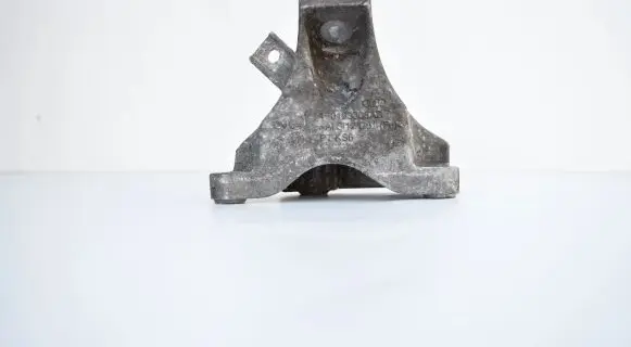 Audi A6 S6 C6 4F Engine mounting bracket 4F0199308AB
