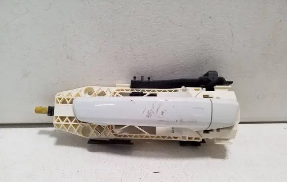 Audi TT TTS RS Mk3 8S Front door exterior handle 8E0839885
