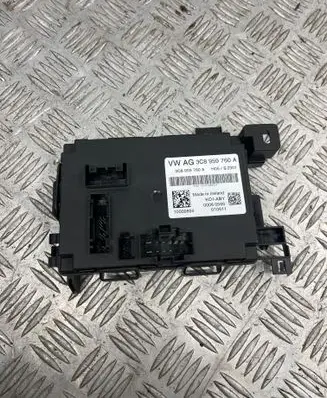 Volkswagen PASSAT B7 Comfort/convenience module 3C8959760A 10009694 00060566