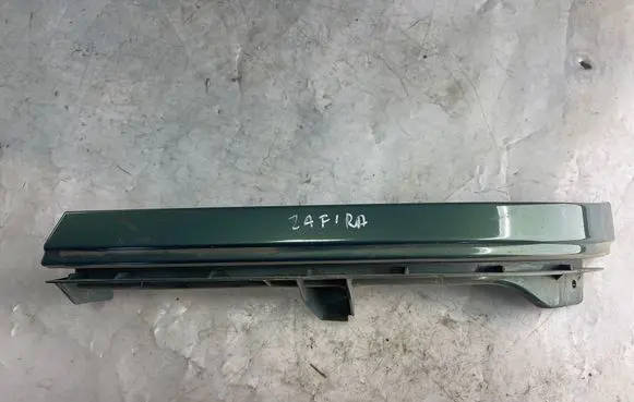 Under headlight/headlamp trim