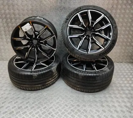 BMW i4 R19 alloy rim 8747304 8747305