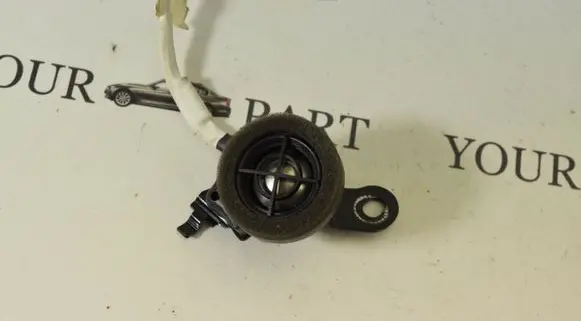 Lexus RX 330 - 350 - 400H Front door high frequency speaker 861600E160