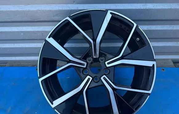 Volkswagen Tiguan R20 alloy rim 571601025F