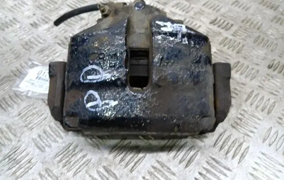 Volkswagen Touran II Front brake caliper
