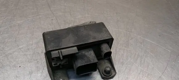 Mercedes-Benz Vito Viano W638 Glow plug pre-heat relay 0255452832