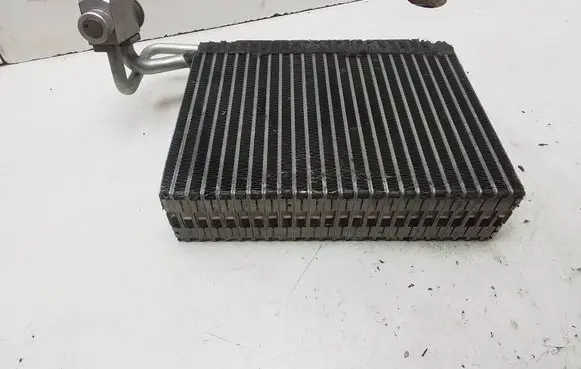 BMW 3 E46 Air conditioning (A/C) radiator (interior) 64116904437 R134A