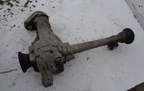 Volkswagen Touareg I Front differential 0AA409507E