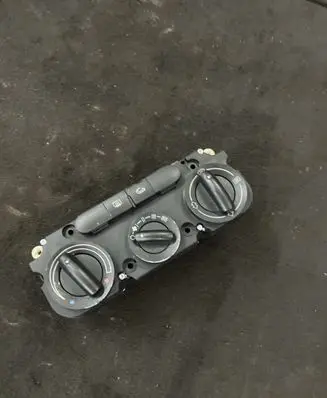 Audi A3 S3 8P Climate control unit