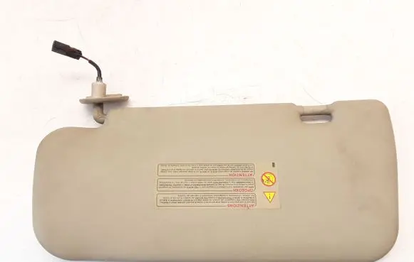 Nissan Primera Sun visor