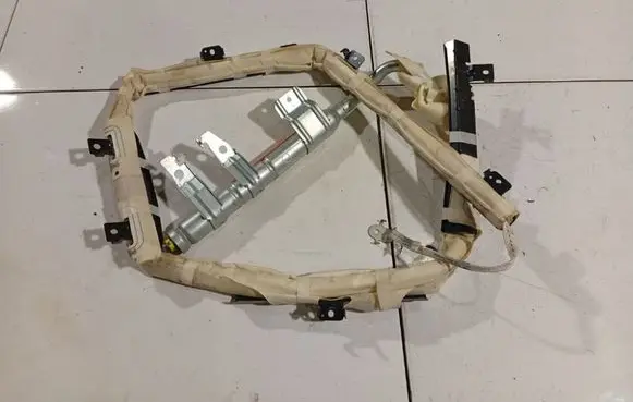 Mazda 3 I Roof airbag 