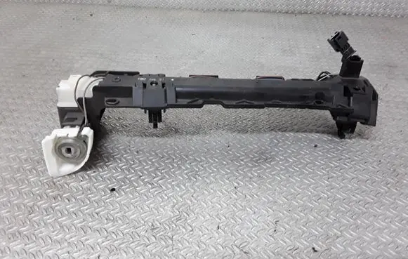 Mercedes-Benz E W211 Glove box lock 2116800184