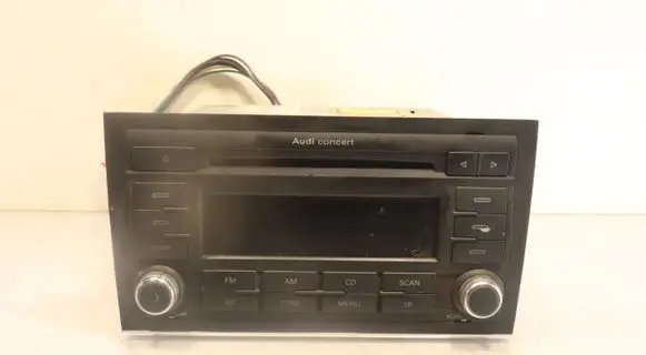 Audi A4 S4 B7 8E 8H Radio/GPS head unit trim 