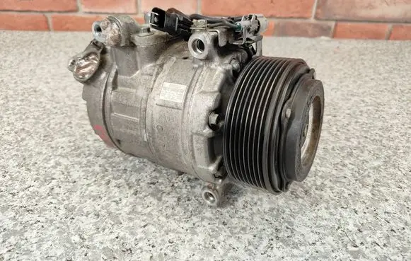 BMW 5 F10 F11 Air conditioning (A/C) compressor (pump) 9165808
