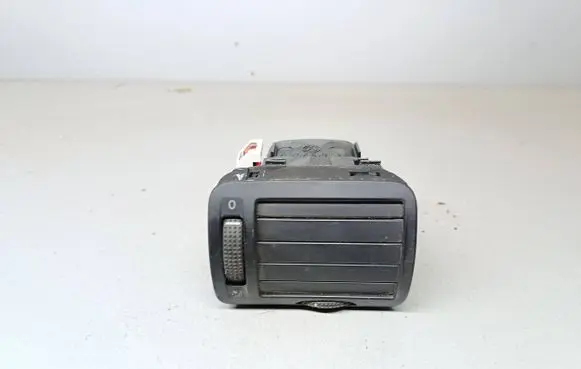 Volkswagen PASSAT B5.5 Dashboard side air vent grill/cover trim 3B0819704D