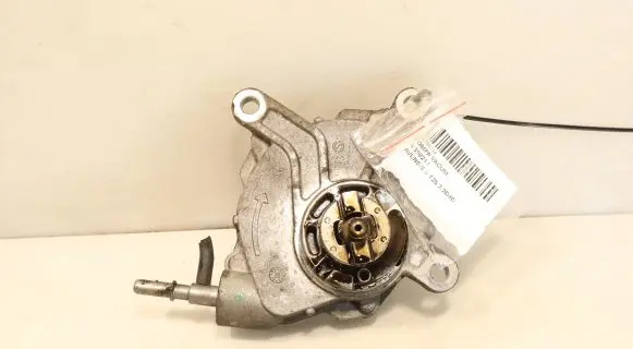Toyota Avensis T250 Vacuum pump 09120545