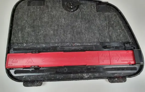 Audi A5 8T 8F Trunk/boot side trim panel 8K0860251 4L0867468