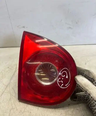 Volkswagen Golf V Tailgate rear/tail lights 1K6945093E 028500102B 00035293
