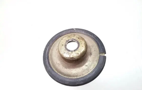 Volkswagen Golf II Coil spring mount 357412319