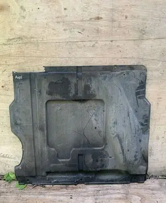 Audi A6 S6 C4 4A Engine splash shield/under tray 4A0863822R