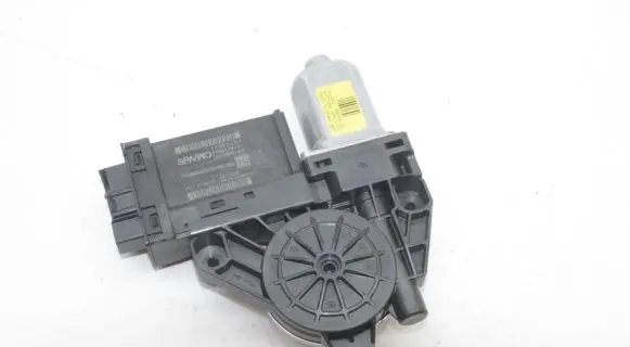 Volvo XC40 Rear door window regulator motor 32283266