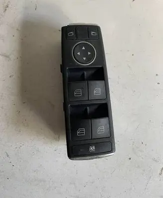 Mercedes-Benz B W246 W242 Electric window control switch A1669054300