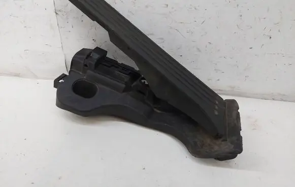 Audi A3 S3 8P Accelerator throttle pedal 1K1721503L 6PV00860000