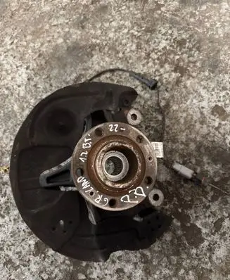 Opel Grandland X Front wheel hub