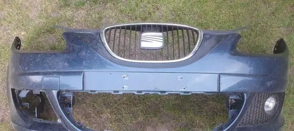 Seat Altea XL Front bumper 5P0807231
