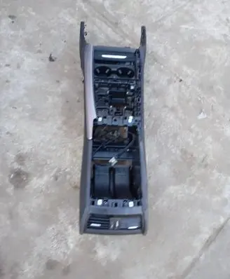 BMW X5 F15 Armrest 46699431 000002159 S070163300