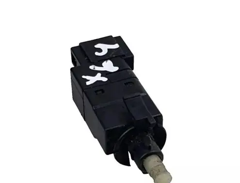 Mercedes-Benz E W211 Brake pedal sensor switch 0015454009 A0015454009