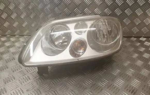 Volkswagen Touran I Headlight/headlamp 1T0941005F