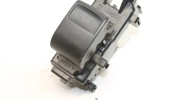 Toyota RAV 4 (XA40) Other switches/knobs/shifts