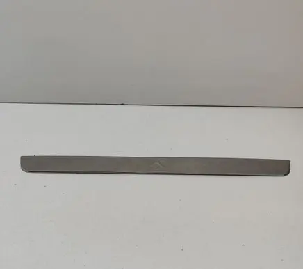 Citroen DS7 Crossback Front sill trim cover 98224960VV