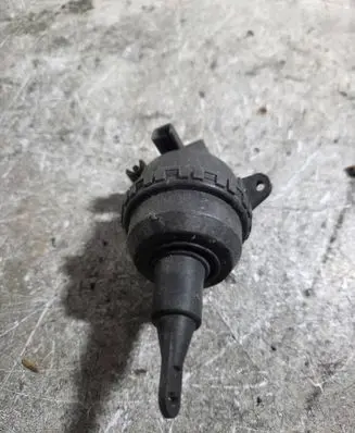 Opel Vectra C Valve vacuum 2J70030820