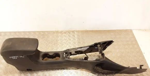 Jeep Compass Center console