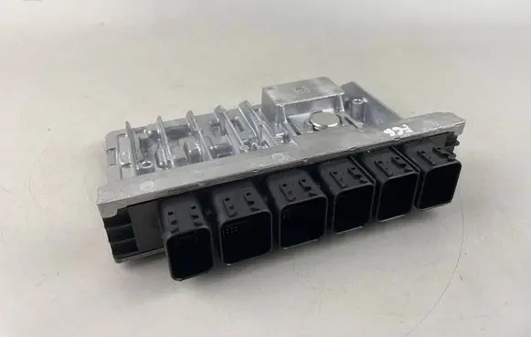 Mini F66 Engine control unit/module 5B5D979