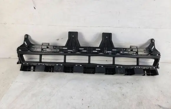 Audi Q8 Front bumper lower grill 4M8807647F