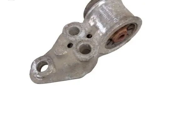 Audi A6 S6 C5 4B Rear axle beam mounts housing 8E0501521H 4B0501521E