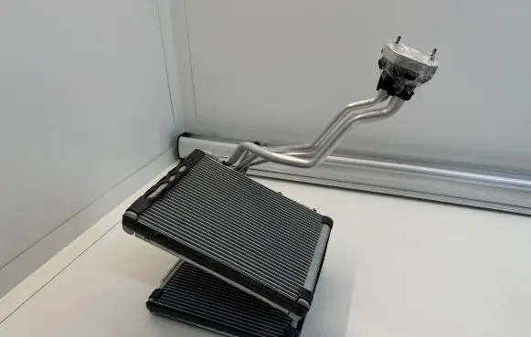 Tesla Model Y Electric cabin heater radiator 101519002 111652007