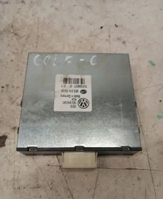 Volkswagen Golf VI Voltage converter/converter module 1K0919041 VS15 637101